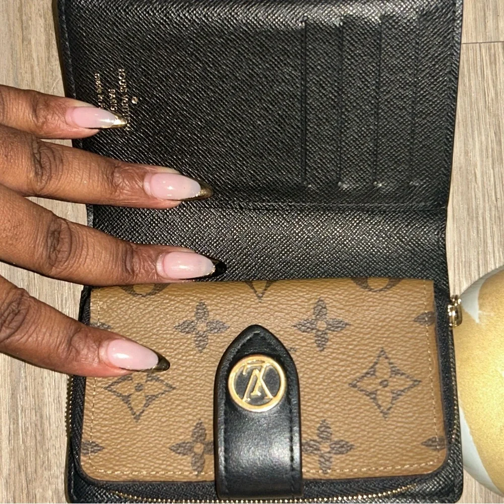 Louis Vuitton Reverse Monogram Juliette‎ Compact Wallet
